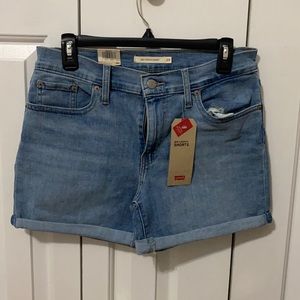 Levi women’s shorts